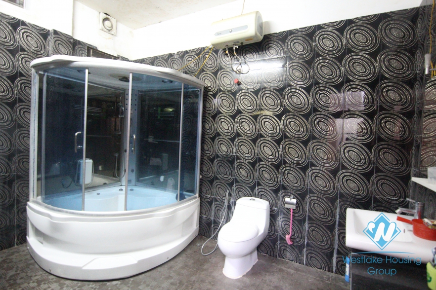 House for rent with business premises in Tay Ho, Ha Noi